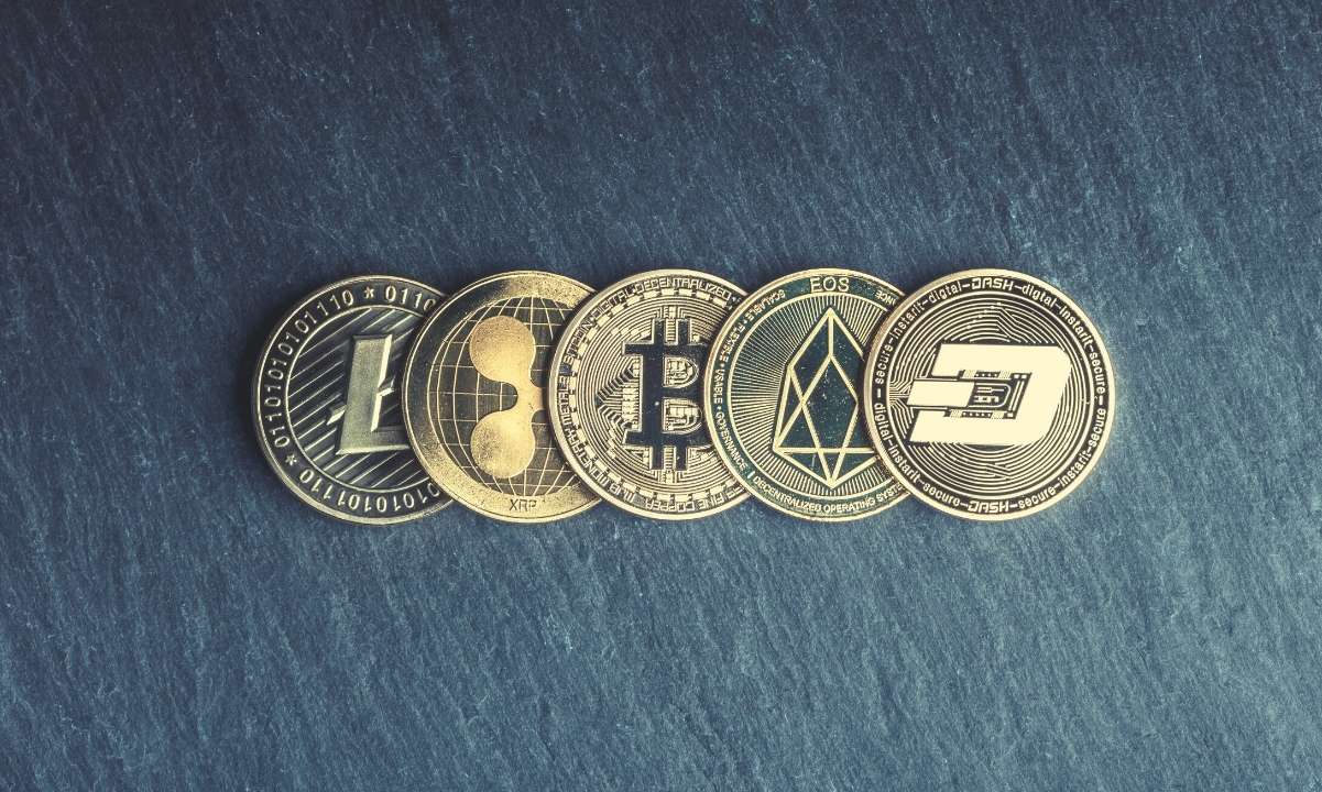 Altcoin Resilience Amid Market Shifts